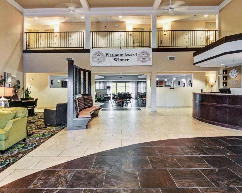 Comfort Suites Near Hot Springs Park Exterior foto